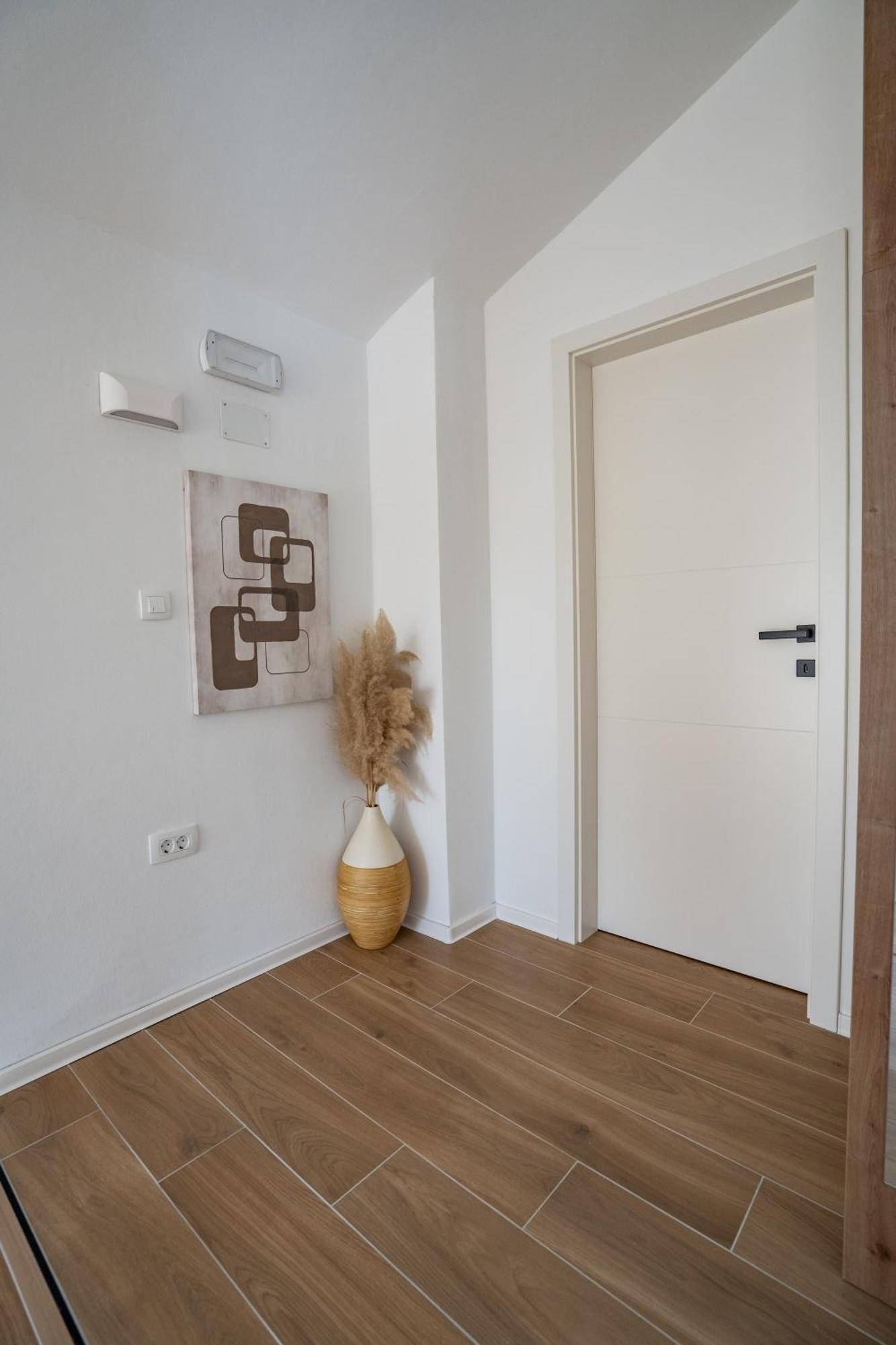 Villa Kamia With Private Heated Pool And Electric Vehicle Adapter Зубовичи Экстерьер фото