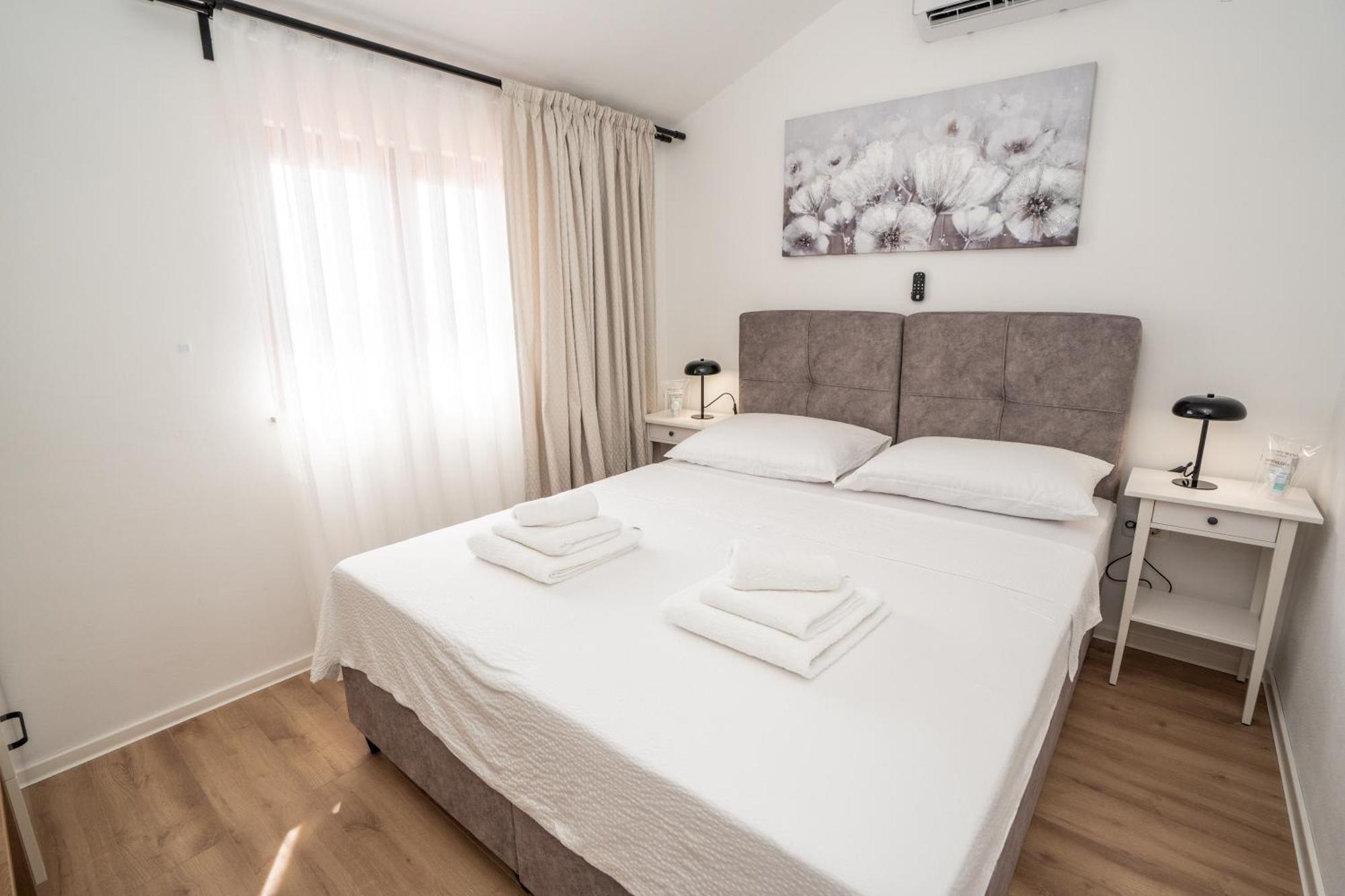 Villa Kamia With Private Heated Pool And Electric Vehicle Adapter Зубовичи Экстерьер фото