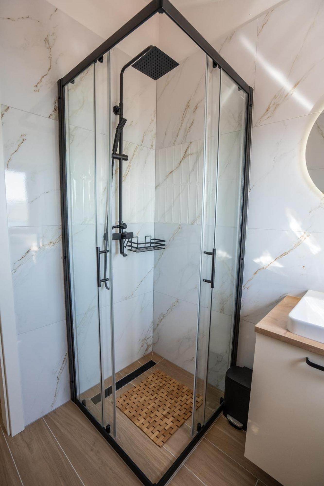 Villa Kamia With Private Heated Pool And Electric Vehicle Adapter Зубовичи Экстерьер фото